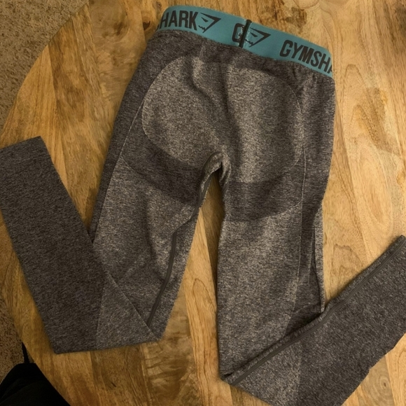 Gymshark Flex Sports Bra and Pants size S in gray and blue (both included) - Picture 8 of 8
